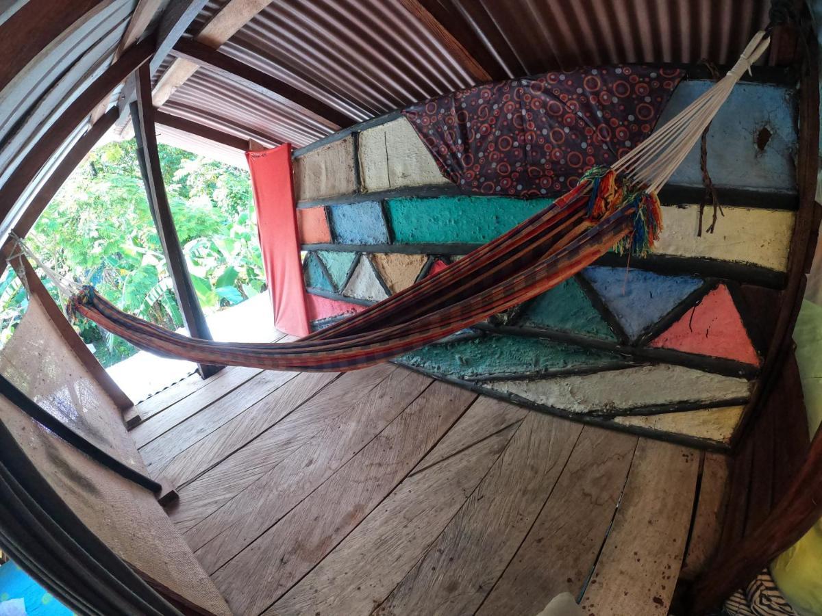 Reciclarte Galeria Hostal กาปูร์กานา ภายนอก รูปภาพ