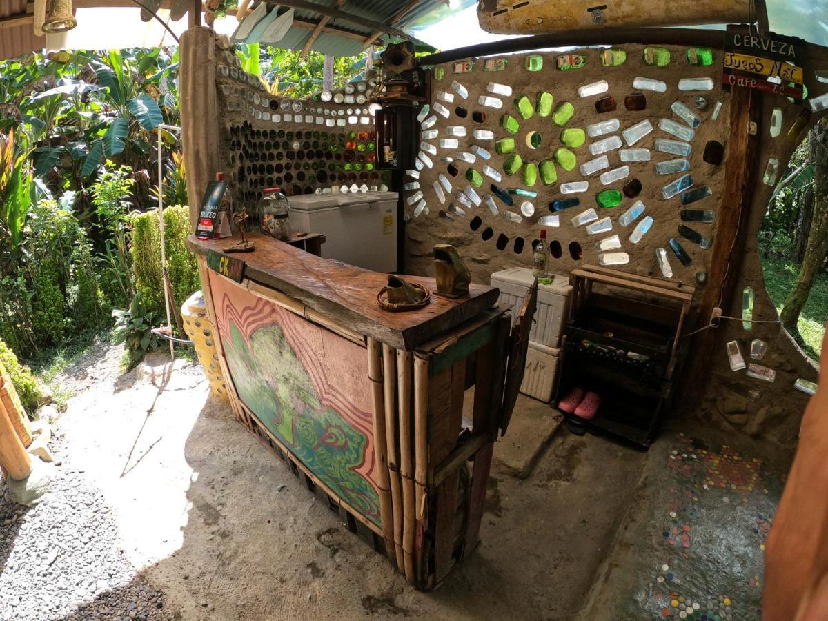 Reciclarte Galeria Hostal กาปูร์กานา ภายนอก รูปภาพ