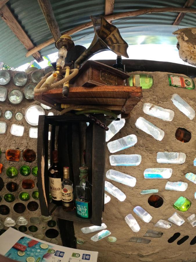 Reciclarte Galeria Hostal กาปูร์กานา ภายนอก รูปภาพ